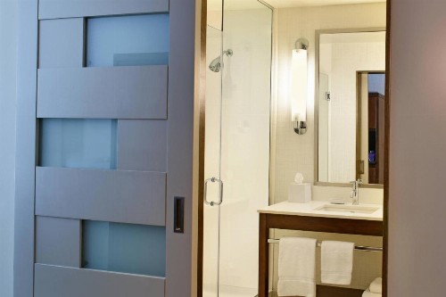 Four Points by Sheraton Coral Gables - image 12