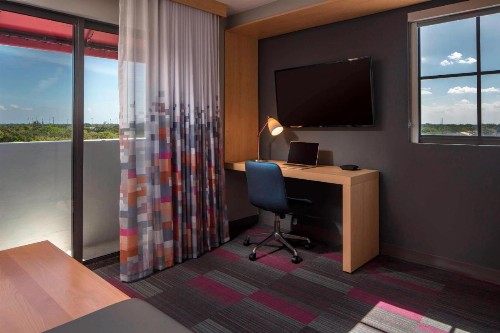 Aloft Coral Gables - image 16