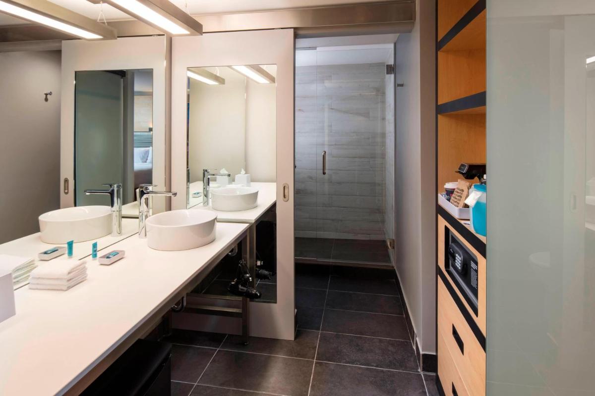 Aloft Coral Gables - image 5