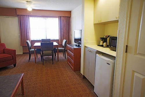 La Quinta by Wyndham Coral Springs University Dr - image 12