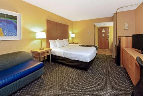 La Quinta by Wyndham Coral Springs South - image 27