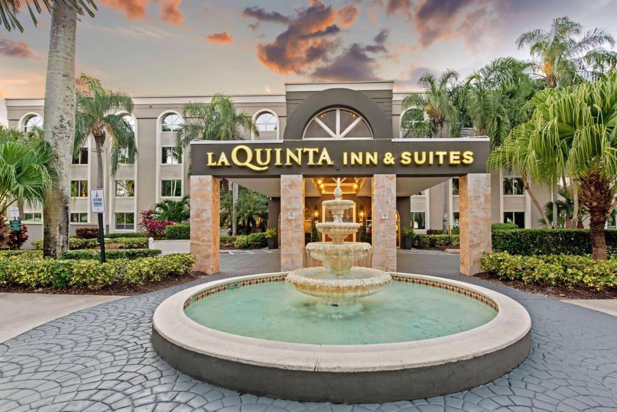 La Quinta by Wyndham Coral Springs South - image 3