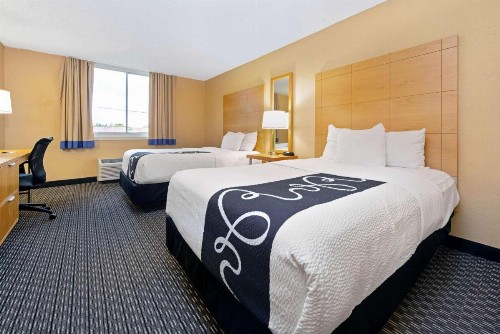 La Quinta by Wyndham Coral Springs South - image 5