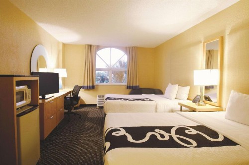 La Quinta by Wyndham Coral Springs South - image 9