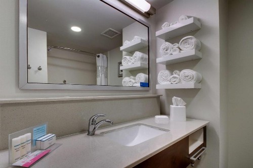 Hampton Inn & Suites Cordele - image 24