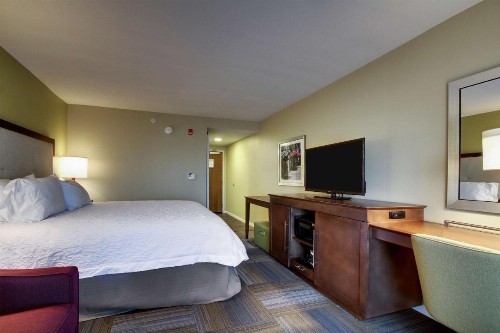 Hampton Inn & Suites Cordele - image 31