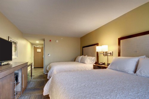 Hampton Inn & Suites Cordele - image 32