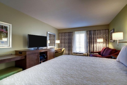 Hampton Inn & Suites Cordele - image 6