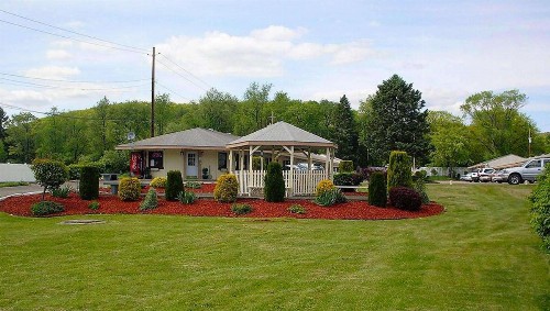 Budget Inn Corning - image 5