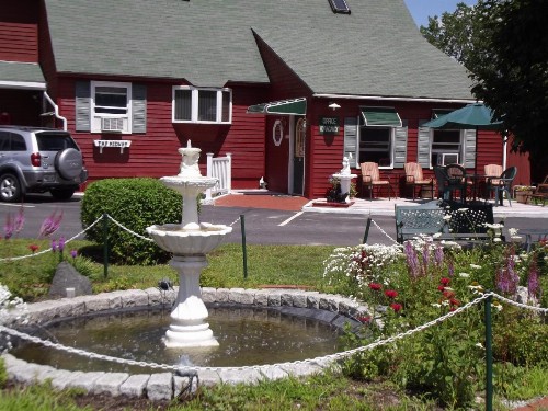 Midway Lodging - image 13