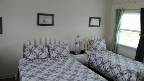 Midway Lodging - image 15