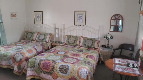 Midway Lodging - image 4