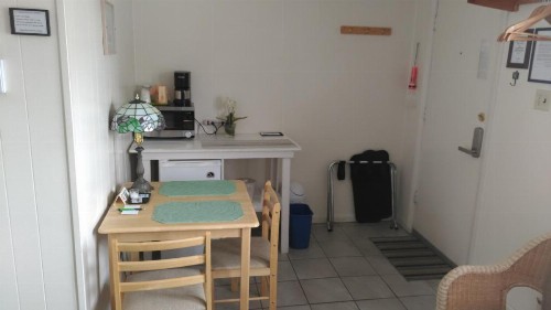 Midway Lodging - image 5