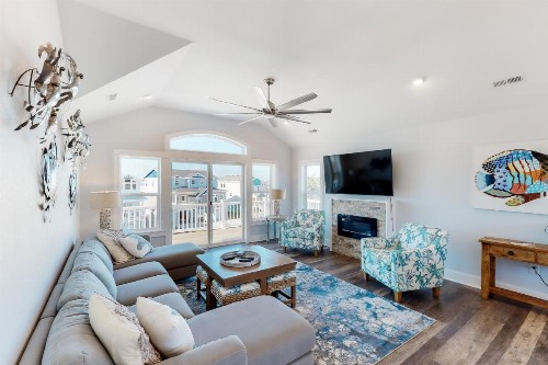 Spectacular Sunset Beach House CB105 - image 12
