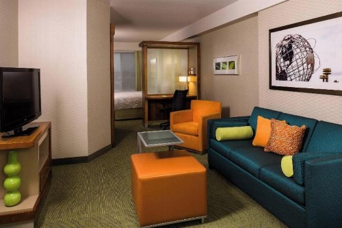 SpringHill Suites by Marriott New York LaGuardia Airport - image 21