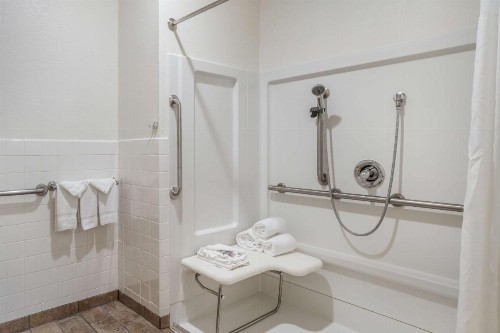 Ayres Lodge & Suites Corona West - image 14