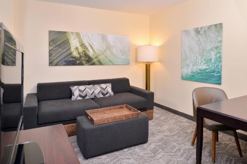 SpringHill Suites Corona Riverside - image 10