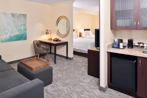 SpringHill Suites Corona Riverside - image 7