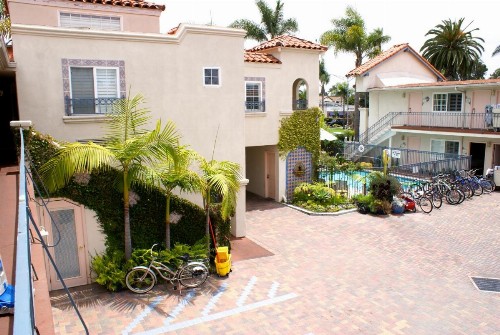 Crown City Inn Coronado - image 2