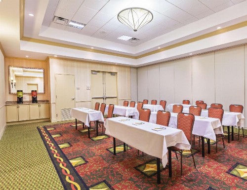 Hilton Garden Inn Corpus Christi - image 27