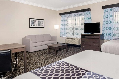 La Quinta by Wyndham Corpus Christi-N Padre Isl. - image 10
