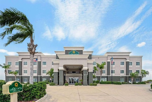 La Quinta by Wyndham Corpus Christi-N Padre Isl. - image 22