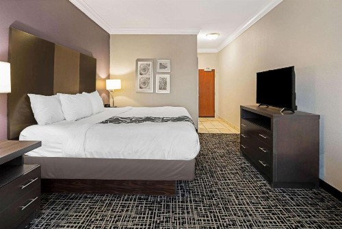La Quinta by Wyndham Corpus Christi-N Padre Isl. - image 28