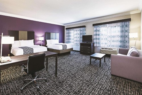 La Quinta by Wyndham Corpus Christi-N Padre Isl. - image 43