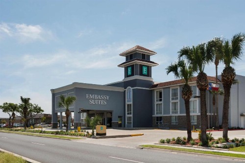 Embassy Suites Corpus Christi - image 2