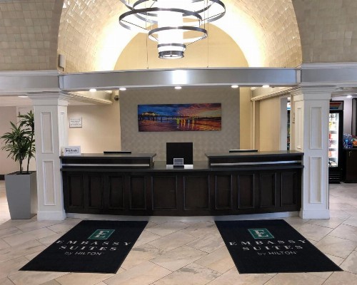 Embassy Suites Corpus Christi - image 4