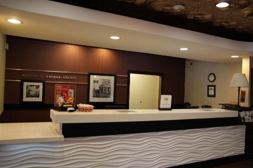 Hampton Inn Corpus Christi - Northwest I-37 - image 6