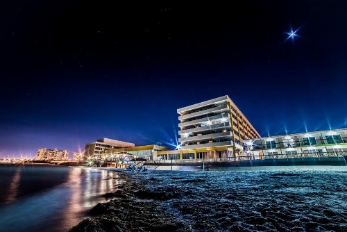 Emerald Beach Hotel Corpus Christi - image 8