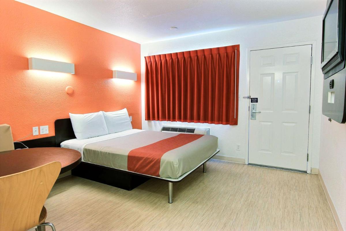 Motel 6-Corpus Christi TX - East - North Padre Island - image 5