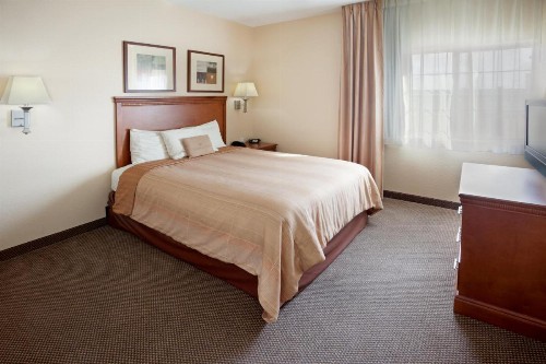 Candlewood Suites Corpus Christi-SPID an IHG Hotel - image 11