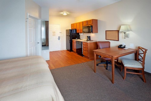 Candlewood Suites Corpus Christi-SPID an IHG Hotel - image 13