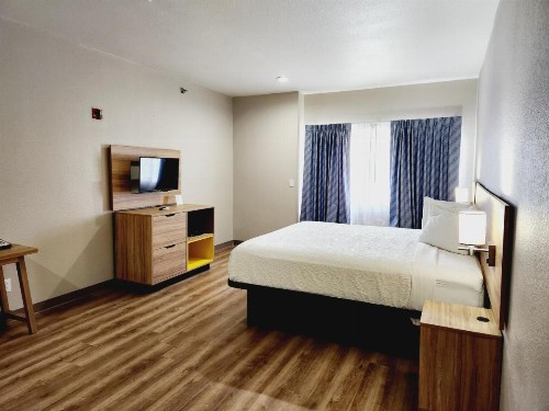 Days Inn & Suites by Wyndham Corpus Christi Central - image 45
