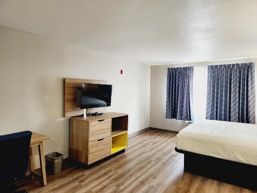 Days Inn & Suites by Wyndham Corpus Christi Central - image 47