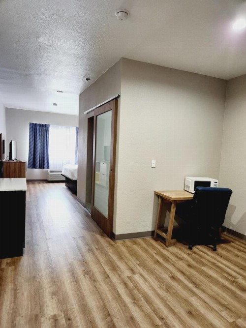 Days Inn & Suites by Wyndham Corpus Christi Central - image 49