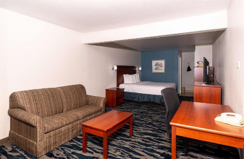 Best Western Paradise Inn - image 7