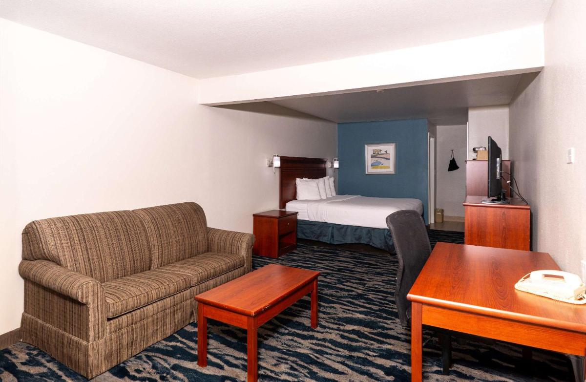 Best Western Paradise Inn - image 7