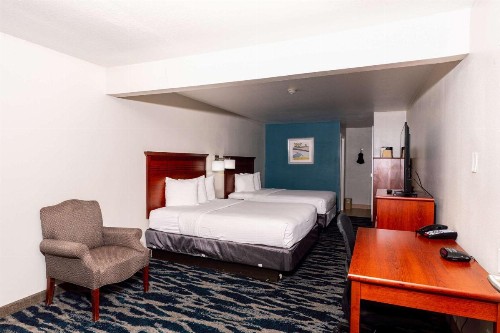 Best Western Paradise Inn - image 4