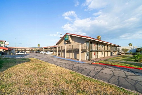 La Quinta Inn by Wyndham Corpus Christi North - image 6