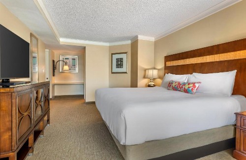 Omni Corpus Christi Hotel - image 10
