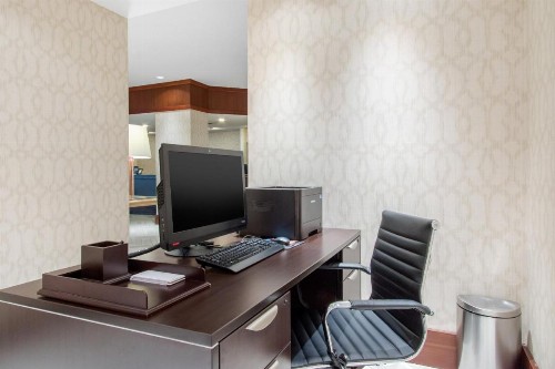 Omni Corpus Christi Hotel - image 7