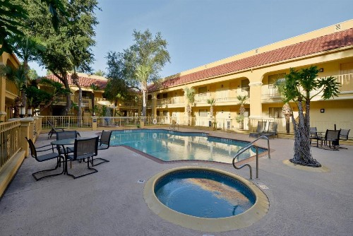 Super 8 by Wyndham Corpus Christi Northwest - image 26