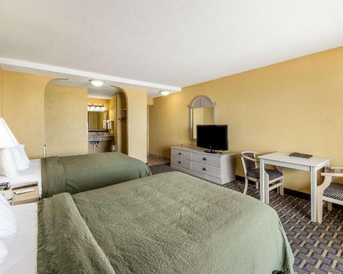 Quality Inn & Suites Corpus Christi - image 10