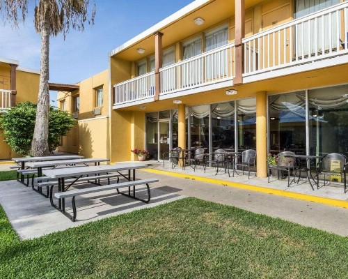Quality Inn & Suites Corpus Christi - image 22