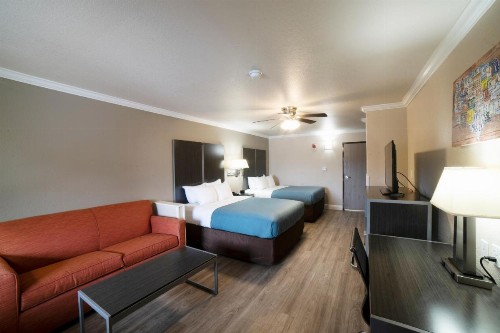 Econo Lodge Inn & Suites Corpus Christi - image 31