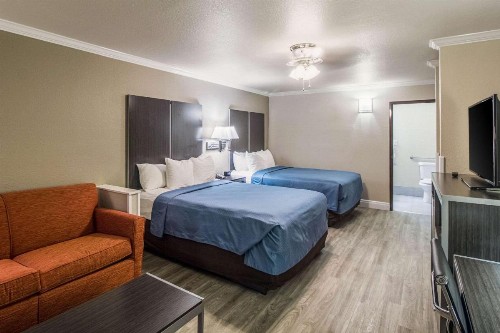 Econo Lodge Inn & Suites Corpus Christi - image 36