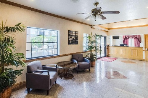 Econo Lodge Inn & Suites Corpus Christi - image 44